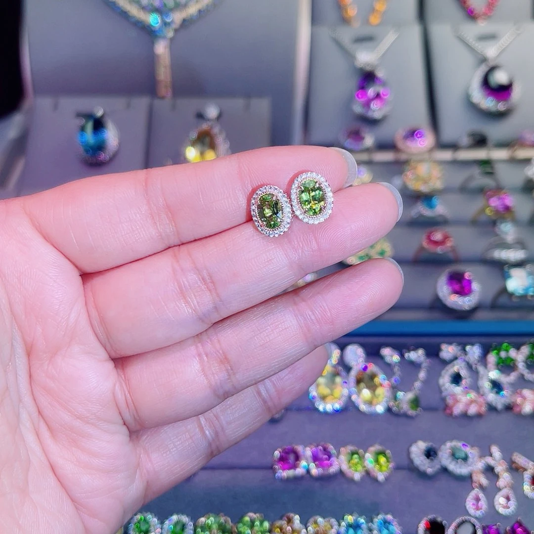 银S925镶嵌耳饰橄榄石