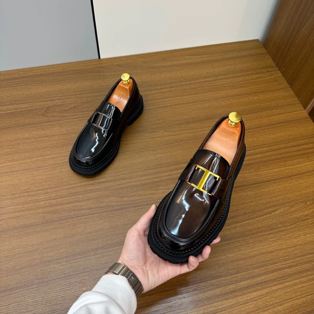 商务休闲时尚真皮男鞋