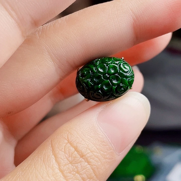 翡翠银S925镶嵌颈饰多样性