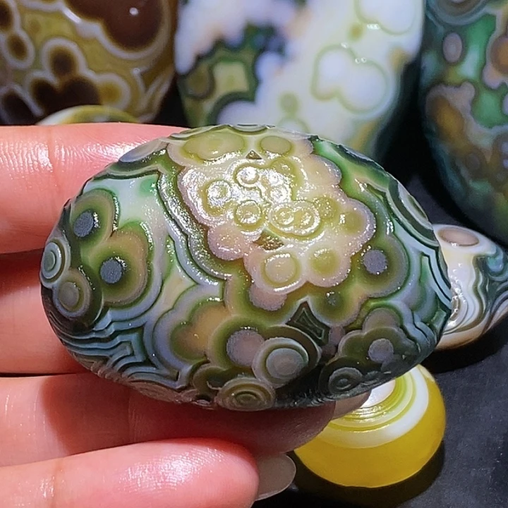 玛瑙/玉髓未镶嵌珠宝奇石14