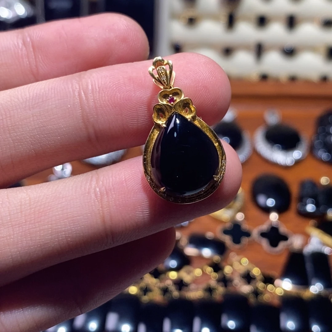 翡翠18K金镶嵌颈饰缅甸天然a货墨翠