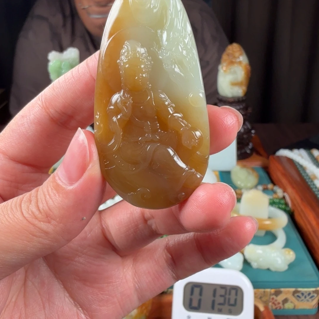 颈饰未镶嵌和田玉