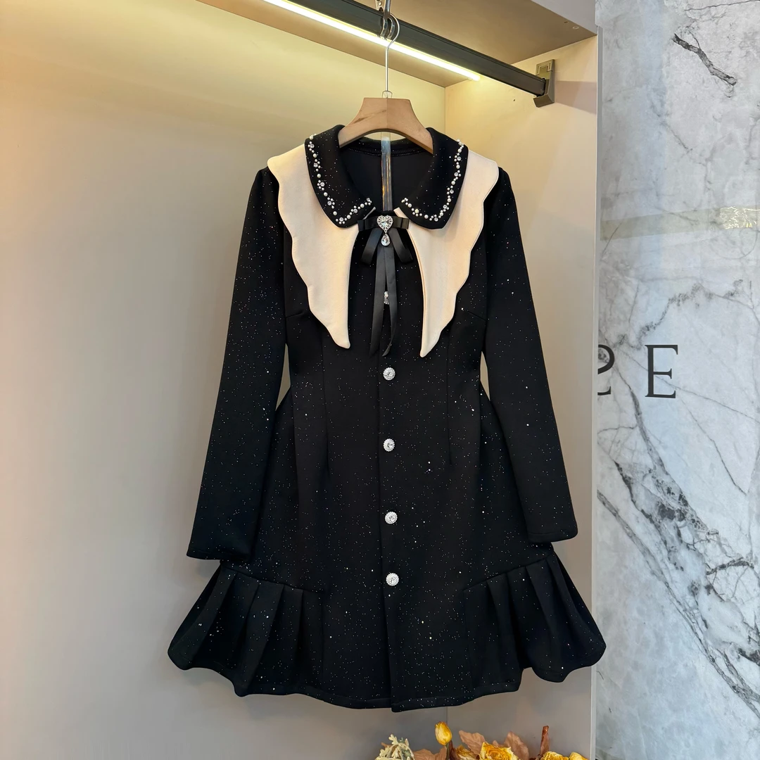 2025新款绝美设计感娃娃领亮闪闪气质小香风欧货单排扣连衣裙7517