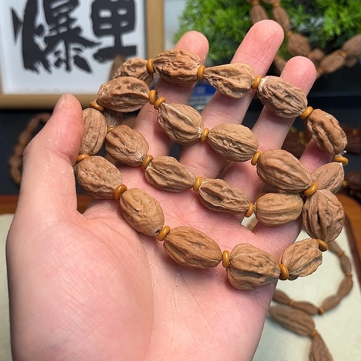 文玩核桃吊坠强核桃33