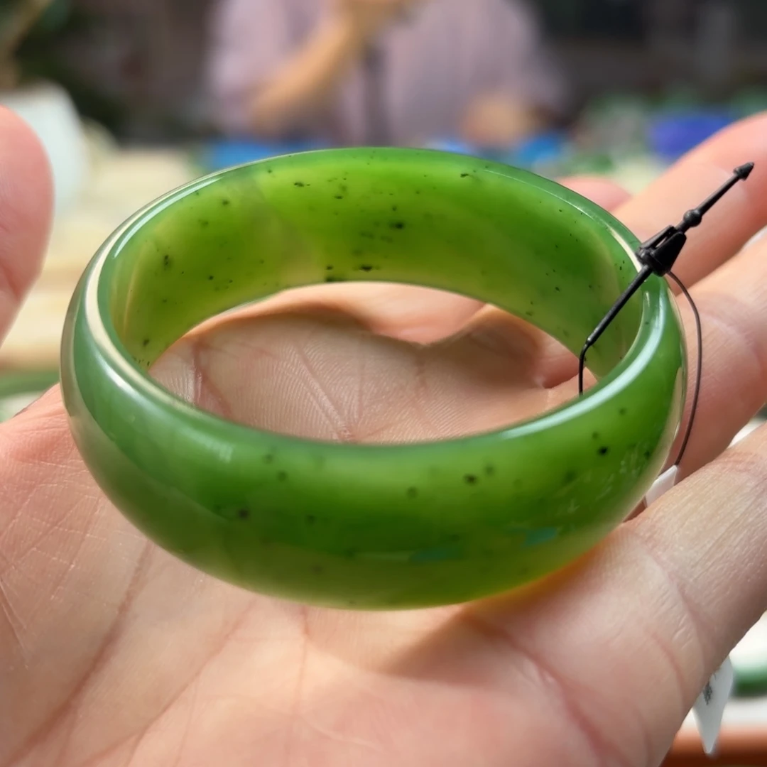 和田玉（碧玉）手镯未镶嵌