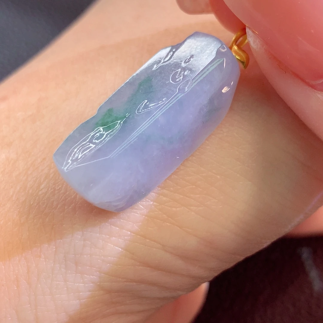 翡翠18K金镶嵌颈饰翡翠