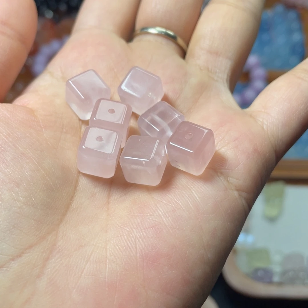 手链未镶嵌水晶粉水方糖