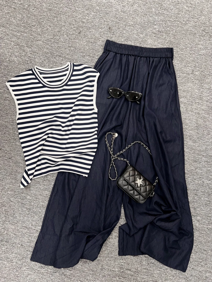 【香香严选】"那不勒斯”2025夏季新款针织上衣+阔腿裤两件套8999