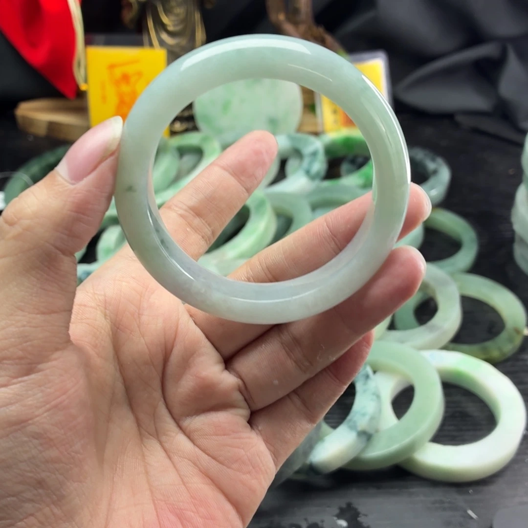 定制翡翠未镶嵌天然翡翠A货毛胚手镯定制