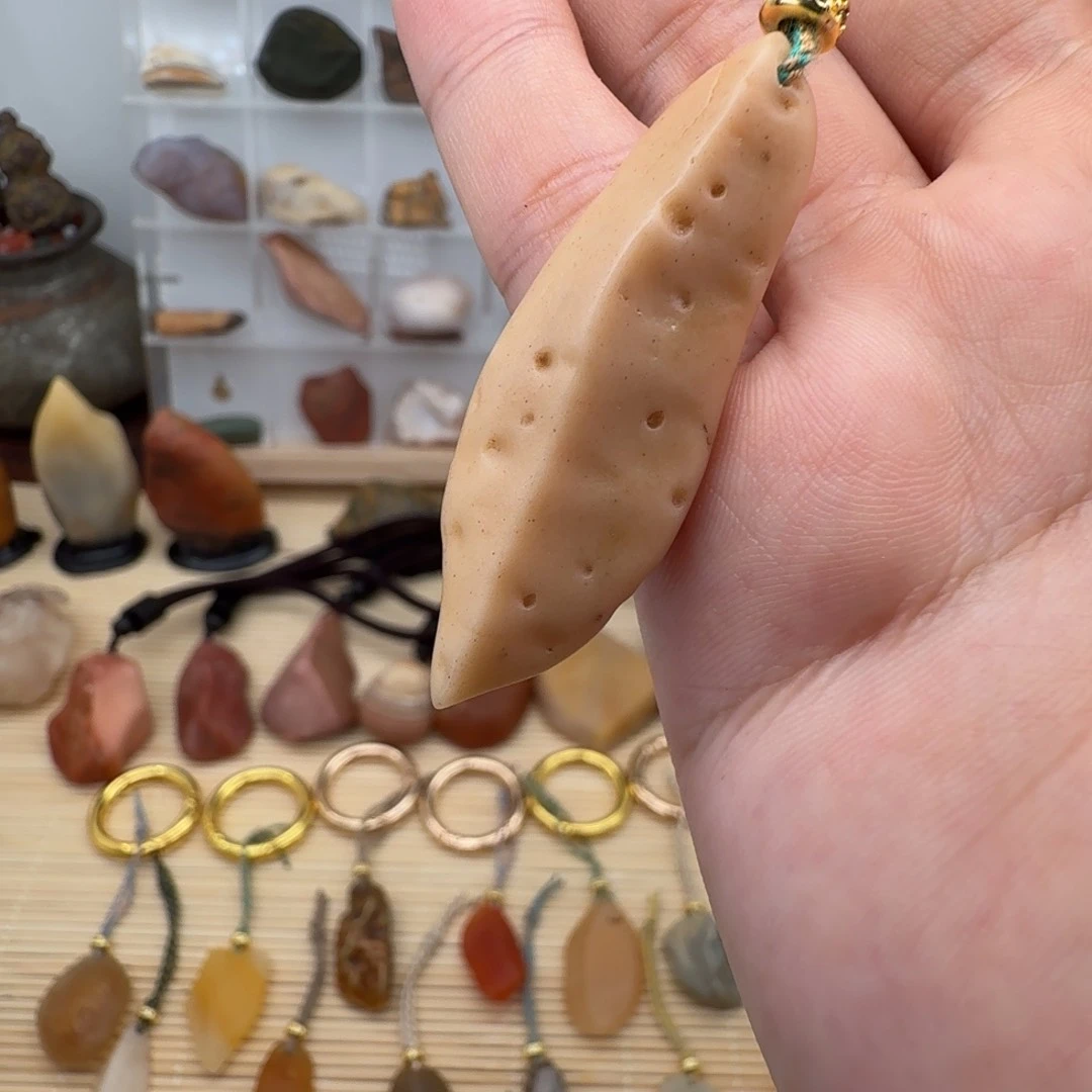 石英石铁合金戈壁石戈壁石戈壁石