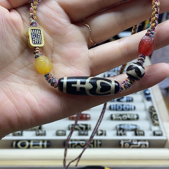 合金颈饰玛瑙/玉髓