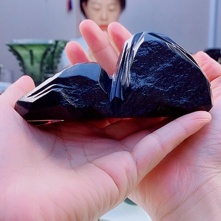 和田玉（青玉）未镶嵌把件