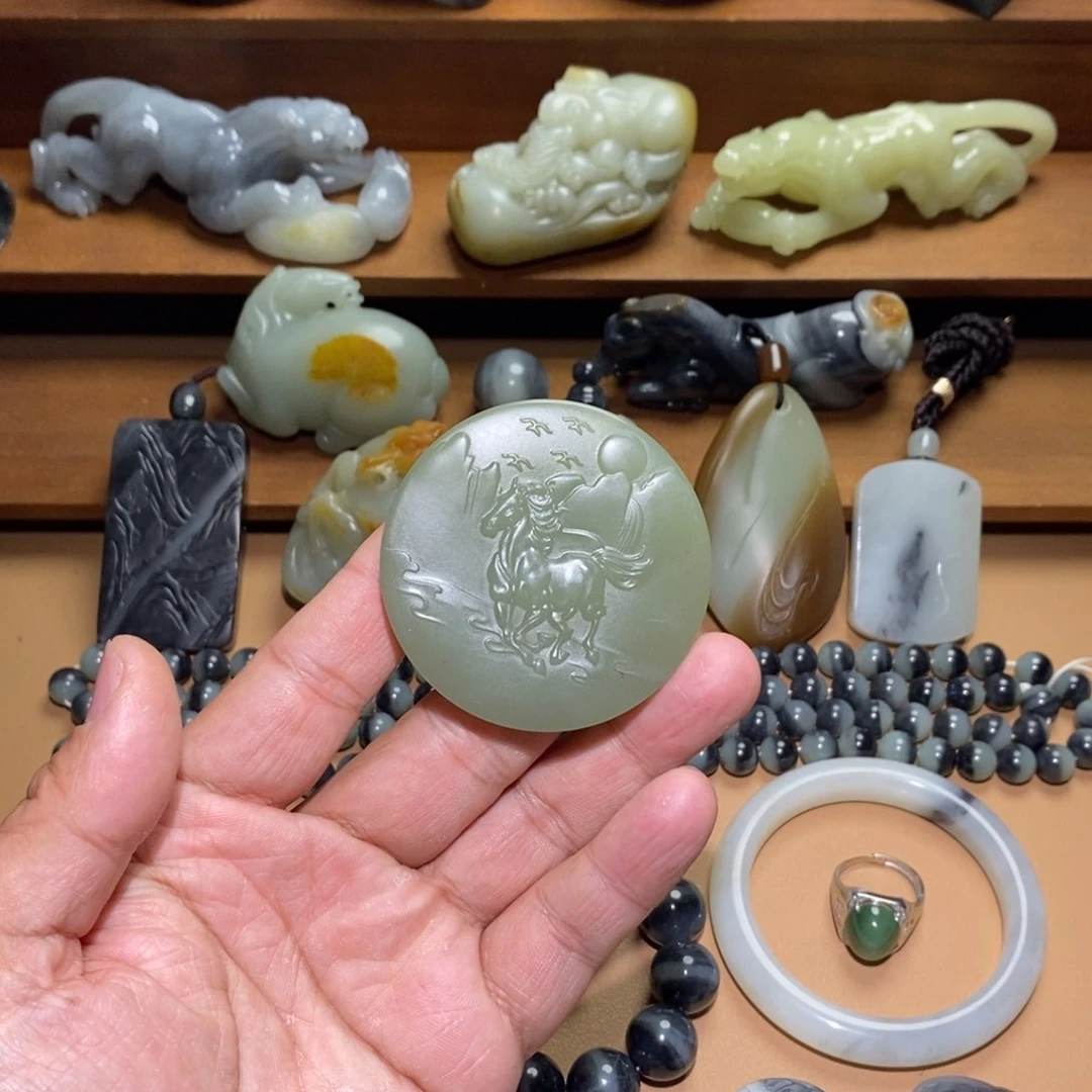 未镶嵌和田玉挂件