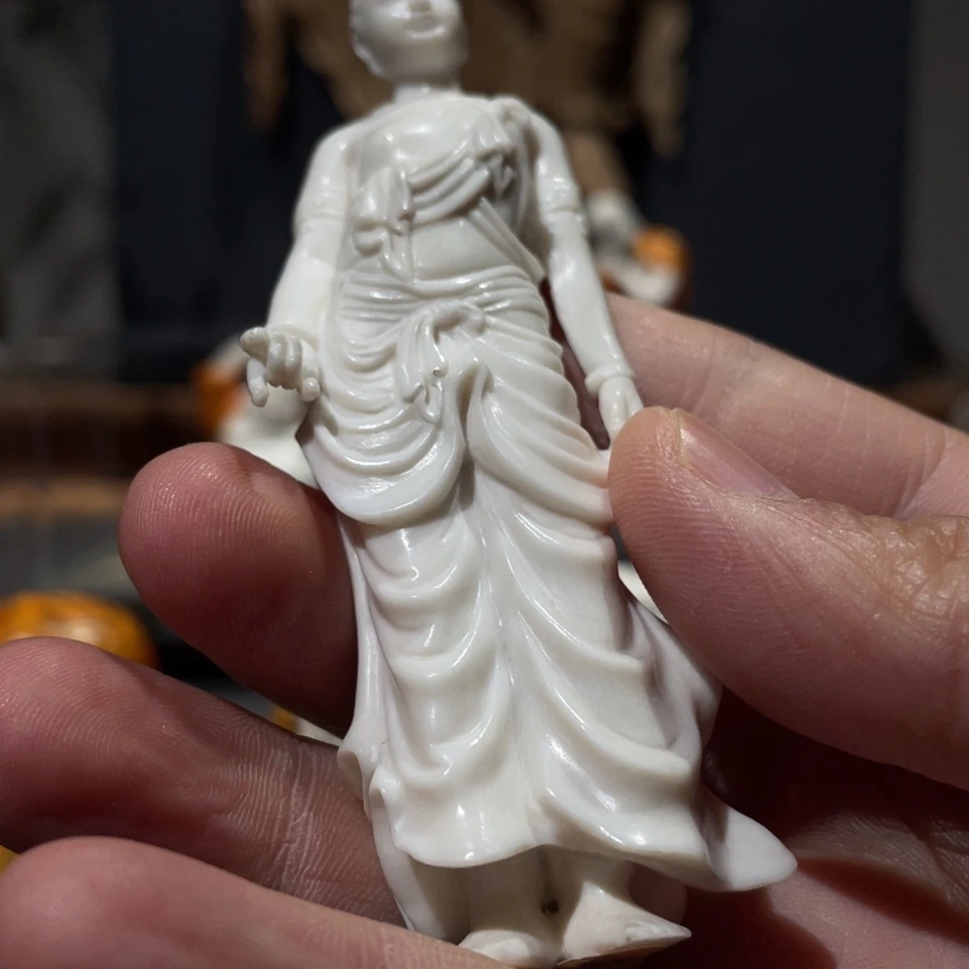 有***氪木质鹿角雕刻把件摆件