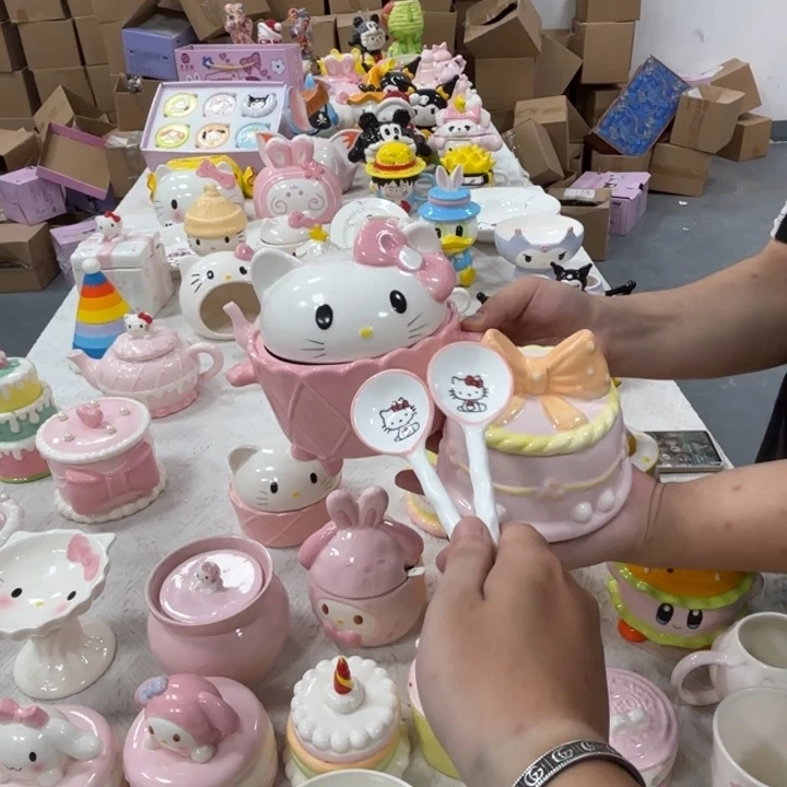 瓷片我在外面吃饭了哈哈哈哈