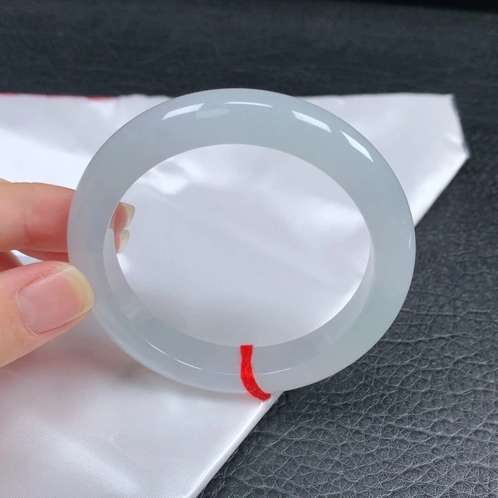 未镶嵌手镯翡翠