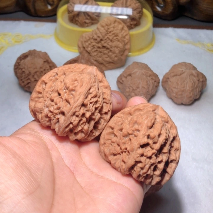 把件文玩核桃45三角疆