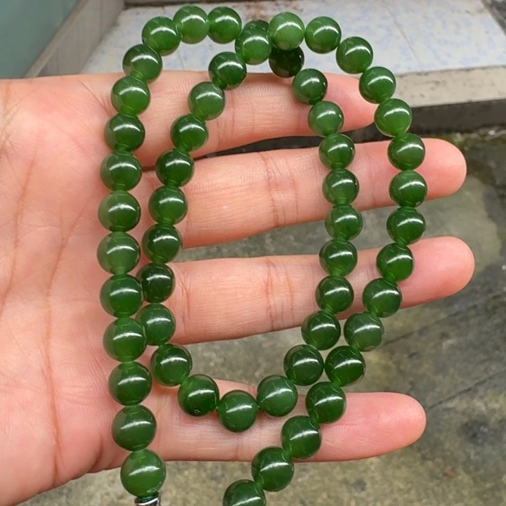 和田玉未镶嵌颈饰菠菜绿卡8