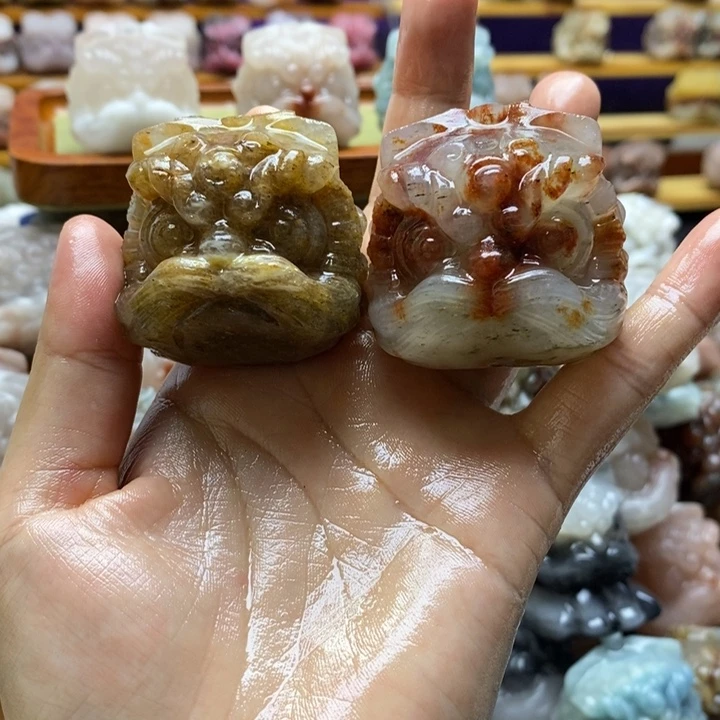 手饰石英质玉未镶嵌