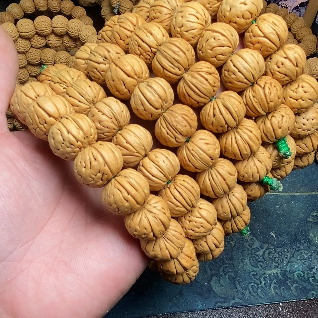 吊坠桃核1.9纽扣桃核