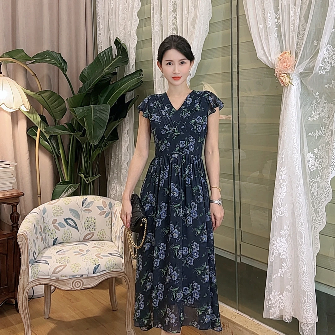 【丁香梦】 AN136 安妮老板 法式碎花复古显白V领小飞袖连衣裙