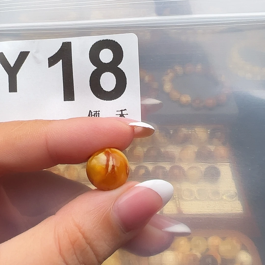 M***张裸石琥珀未镶嵌12