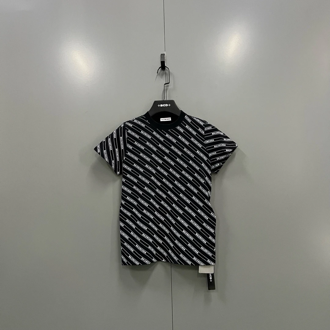 未使用 Balenciaga/巴黎世家 （zz9）巴黎世家 条纹弹幕短袖 全新