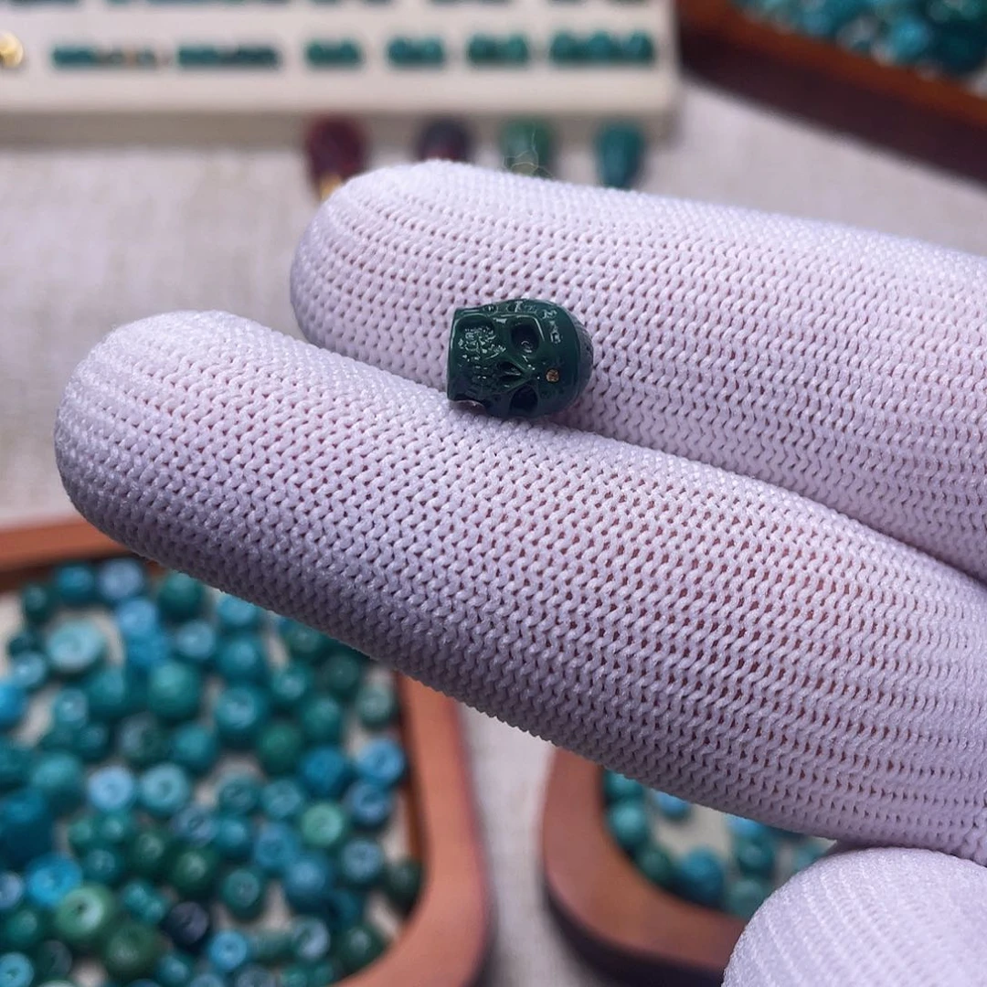 绿松石配饰未镶嵌牛*哈