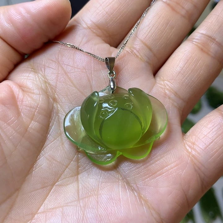 岫玉颈饰银S925镶嵌吊坠