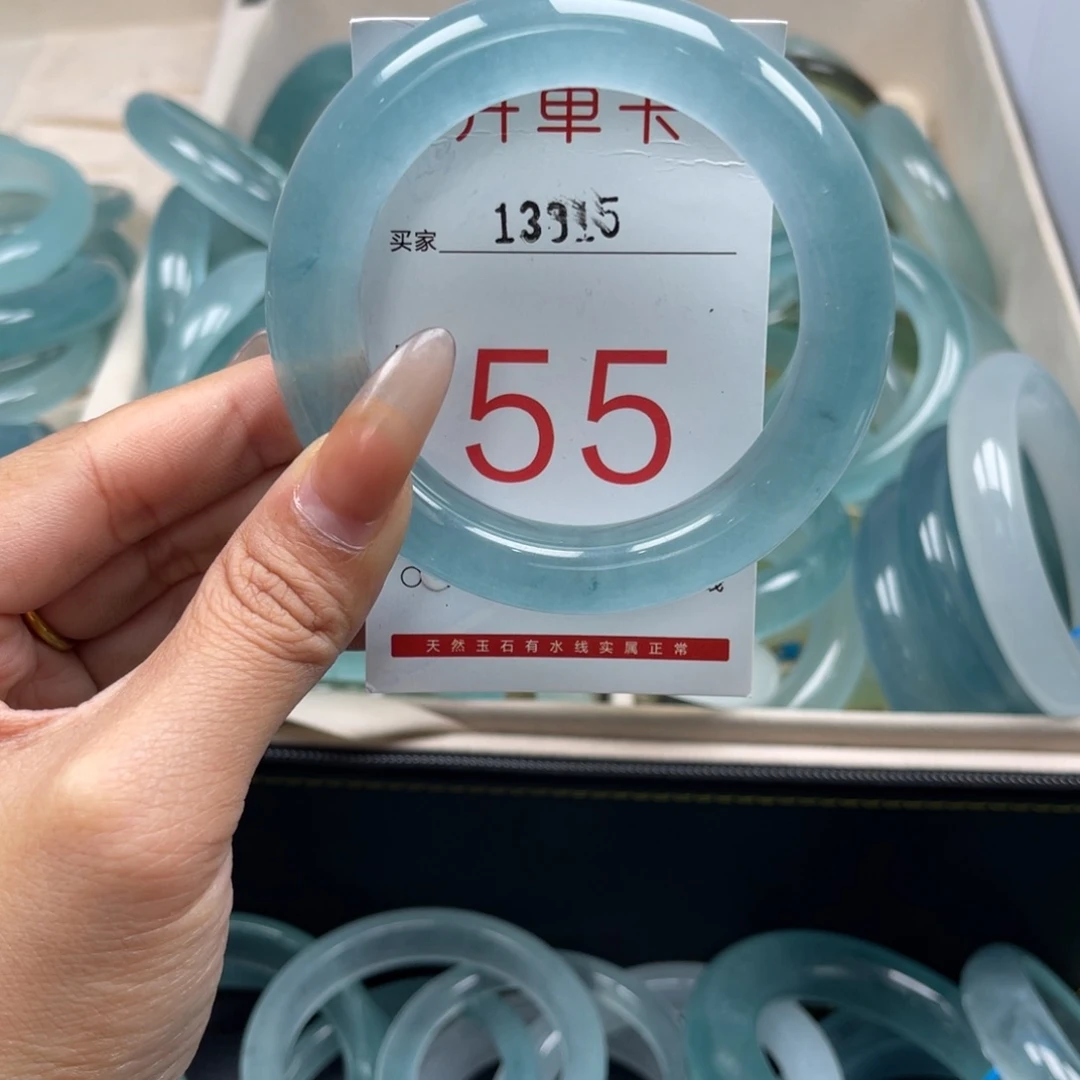 石英岩玉手镯未镶嵌