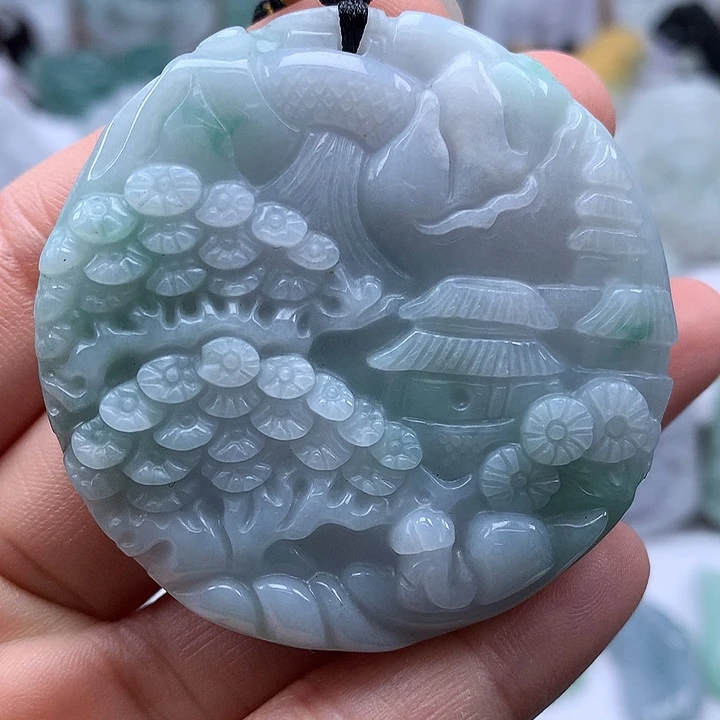 翡翠未镶嵌颈饰山水两面工艺福利