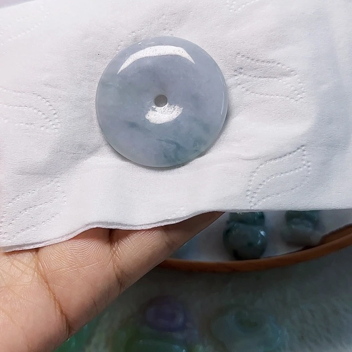 翡翠未镶嵌挂件翡翠