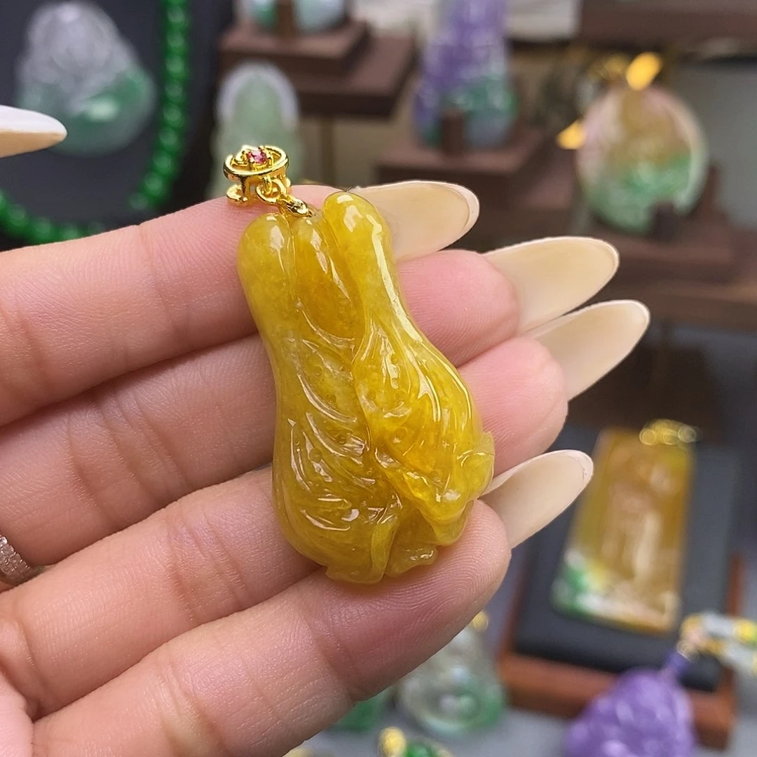 吊坠(赠链)未镶嵌翡翠