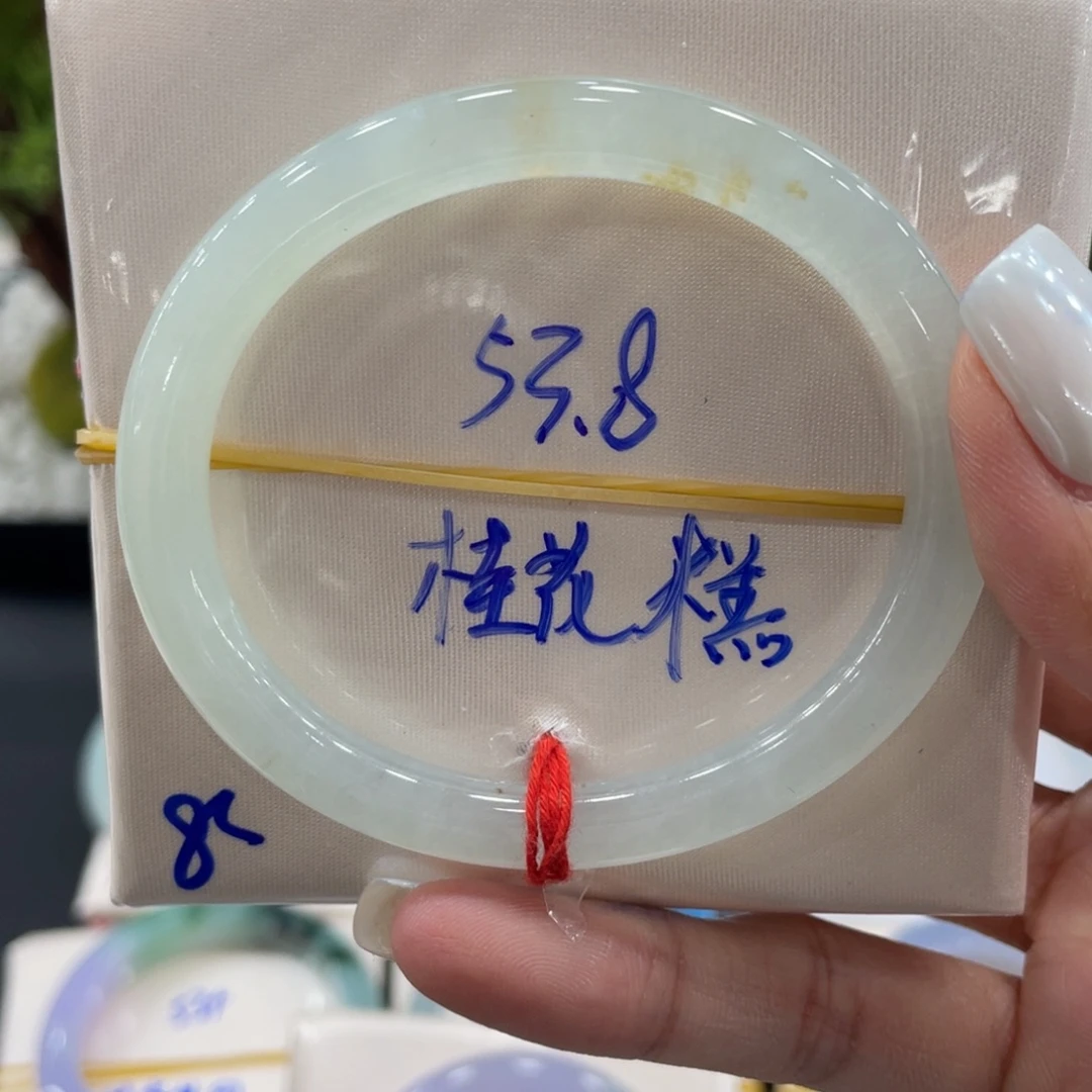 翡翠未镶嵌手镯缅甸翡翠