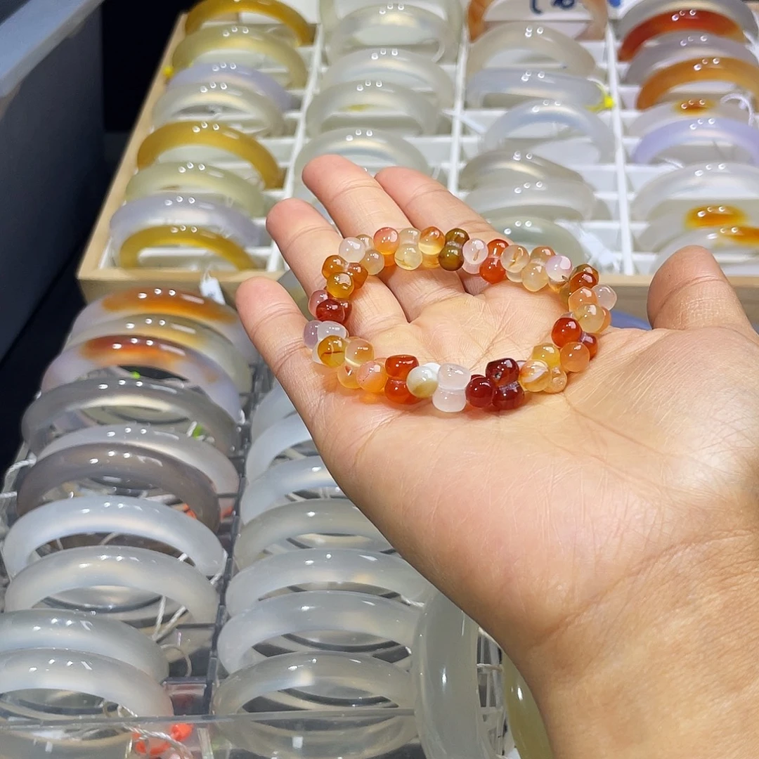 玛瑙/玉髓未镶嵌手镯