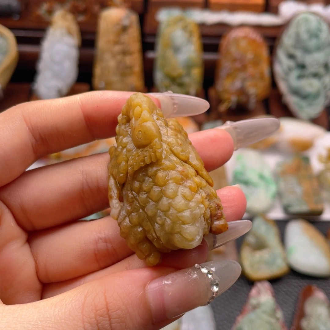 定制翡翠未镶嵌翡翠