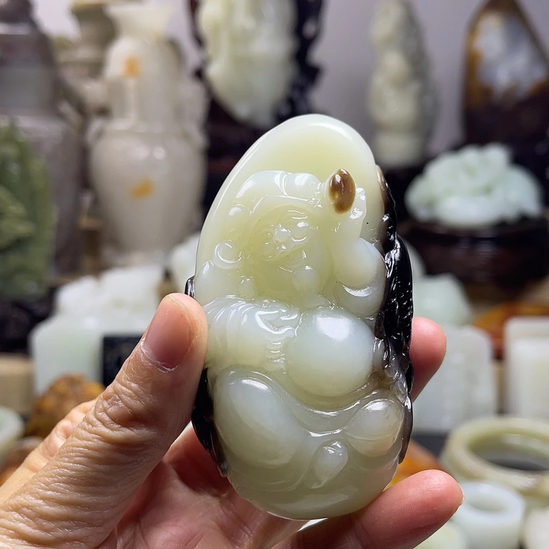 和田玉（糖玉）未镶嵌挂件