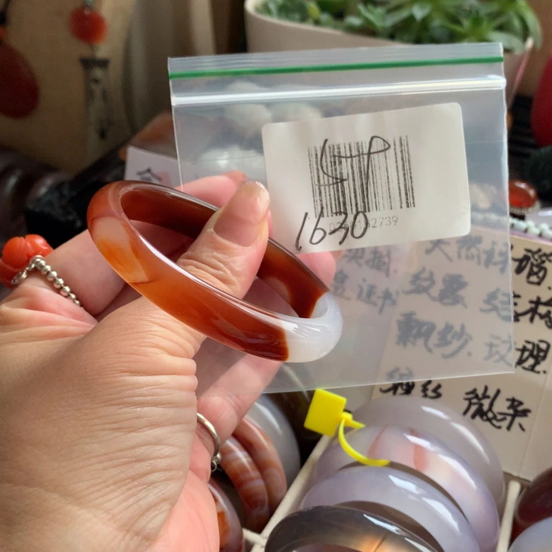 手镯玛瑙/玉髓未镶嵌59