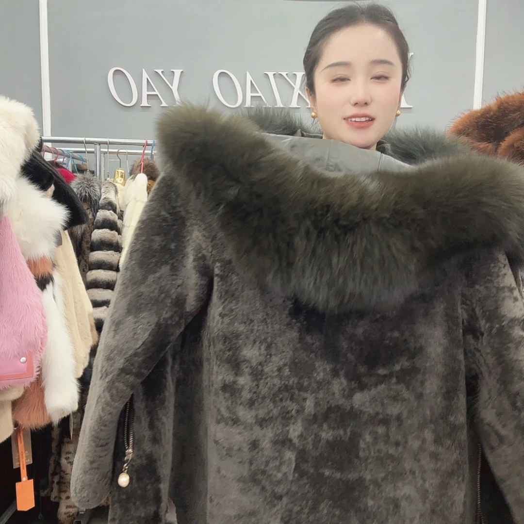 姚小妖家高端皮草