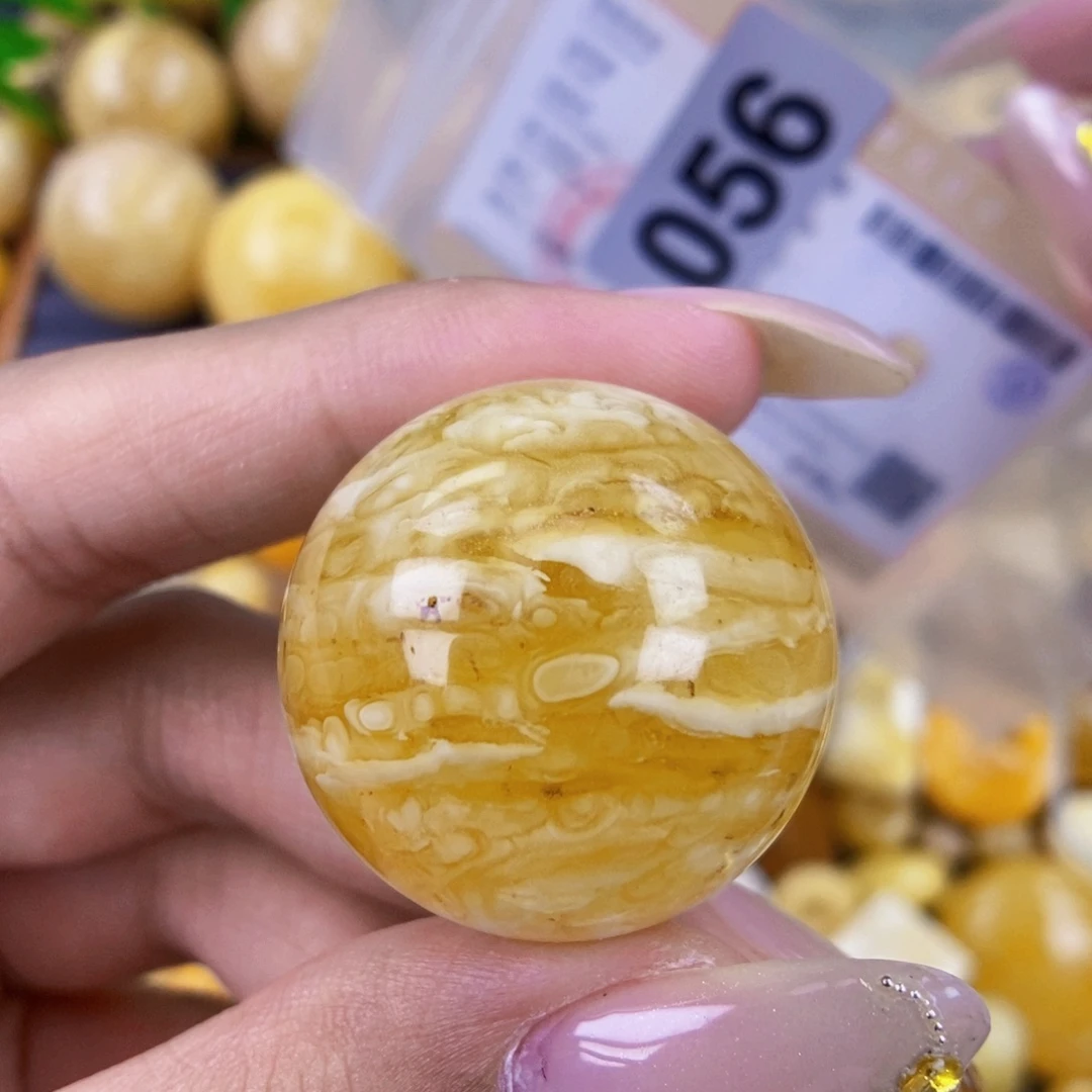 琥珀未镶嵌珠宝奇石29.5 粉