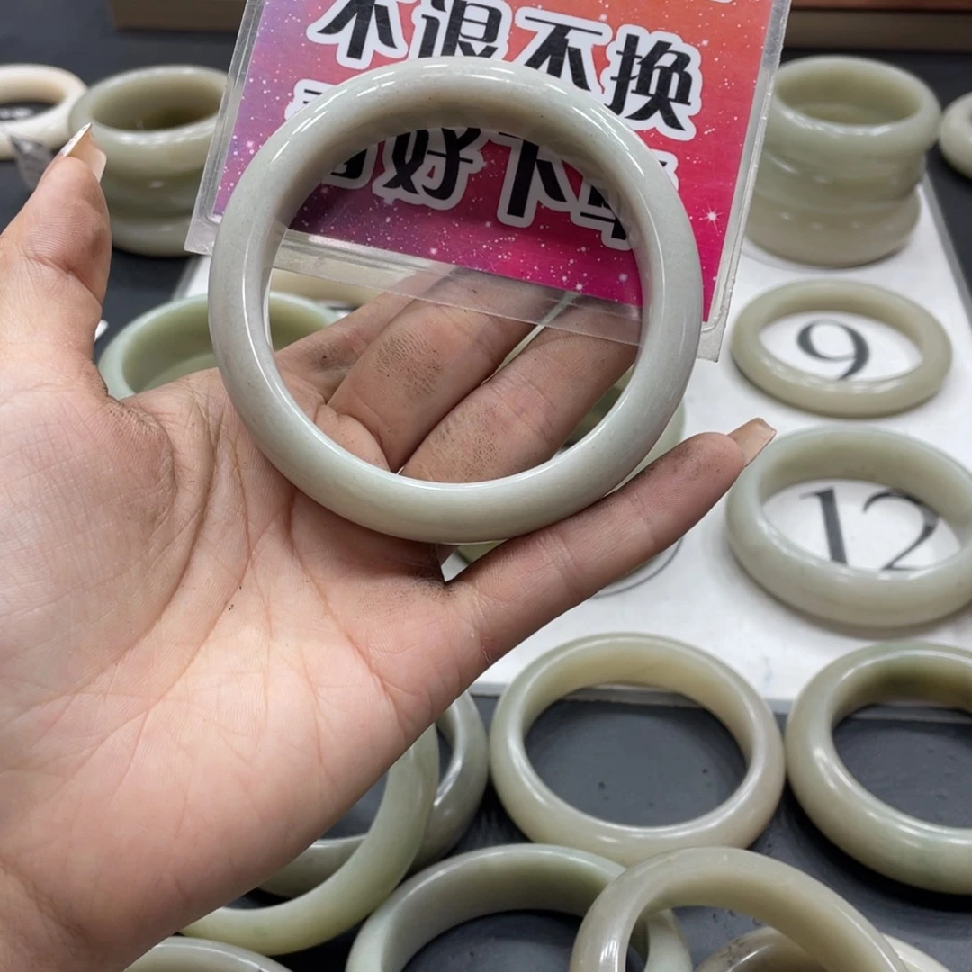 柚***子石英质玉手链未镶嵌