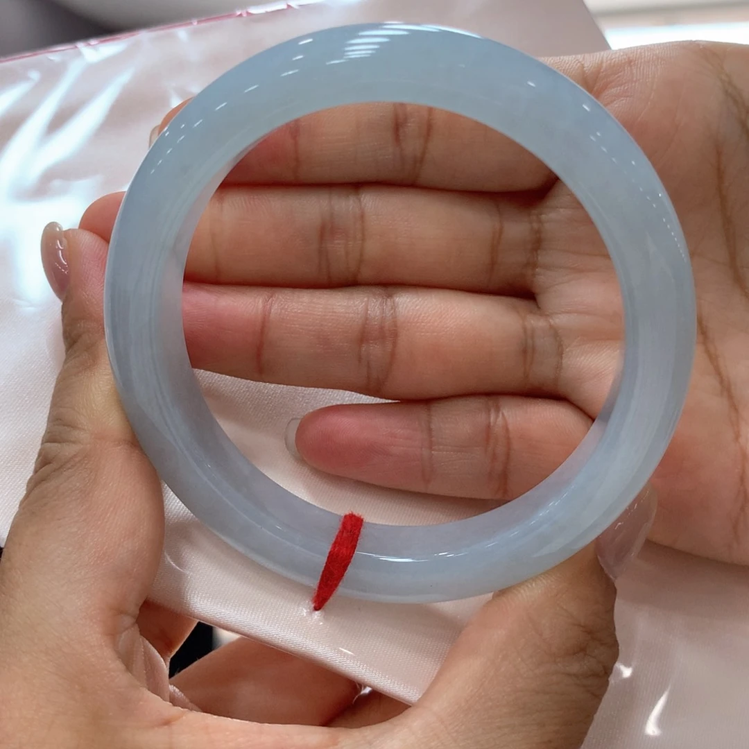 翡翠手镯未镶嵌买断