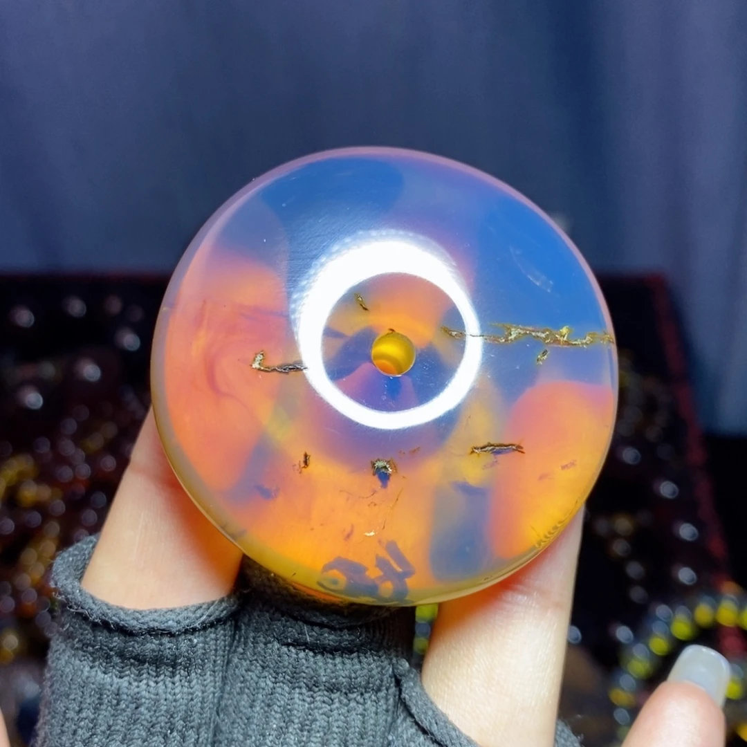 未镶嵌琥珀裸石珀