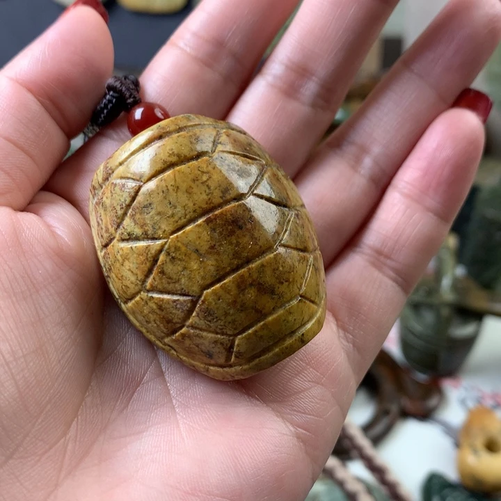 岫岩河磨玉（透闪石质玉）手把未镶嵌