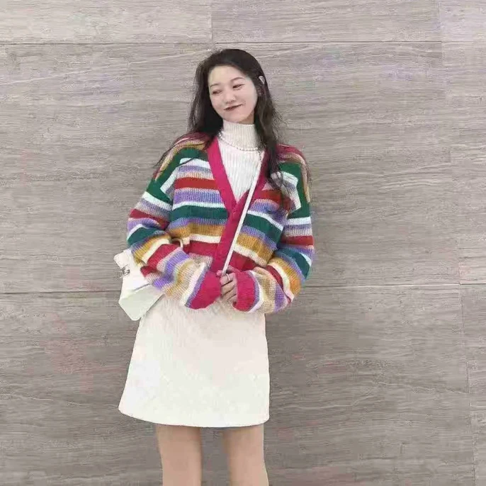 （不退换）5499239彩虹条纹开衫