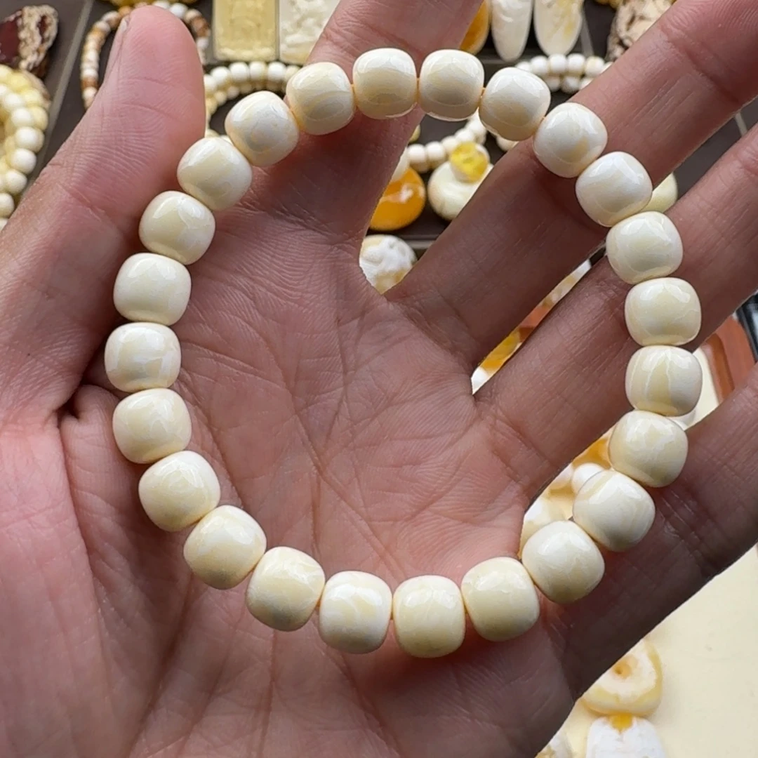 琥珀未镶嵌裸石蜜蜡