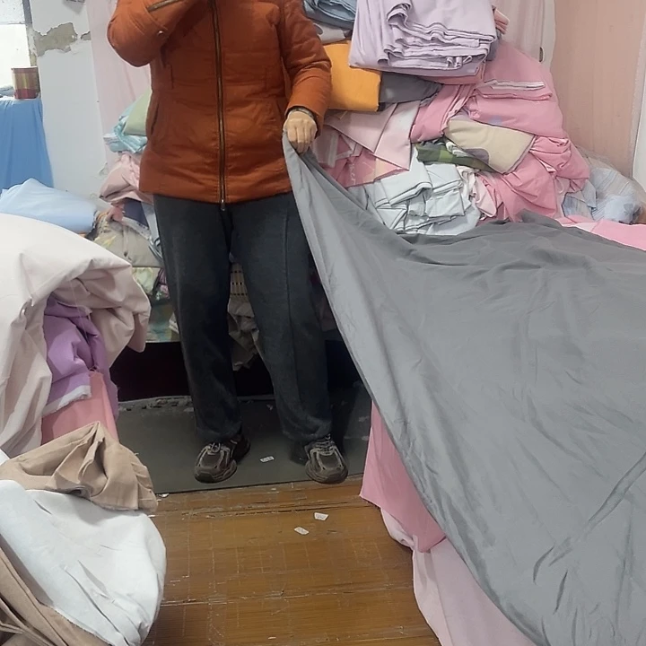 晓***纺棉长绒棉镜面深灰7.8米