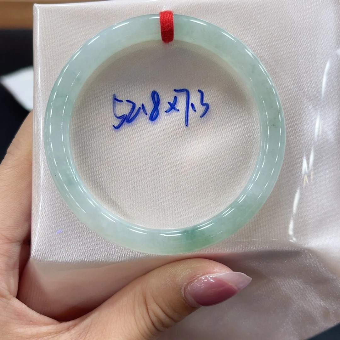 未镶嵌手镯翡翠翡翠