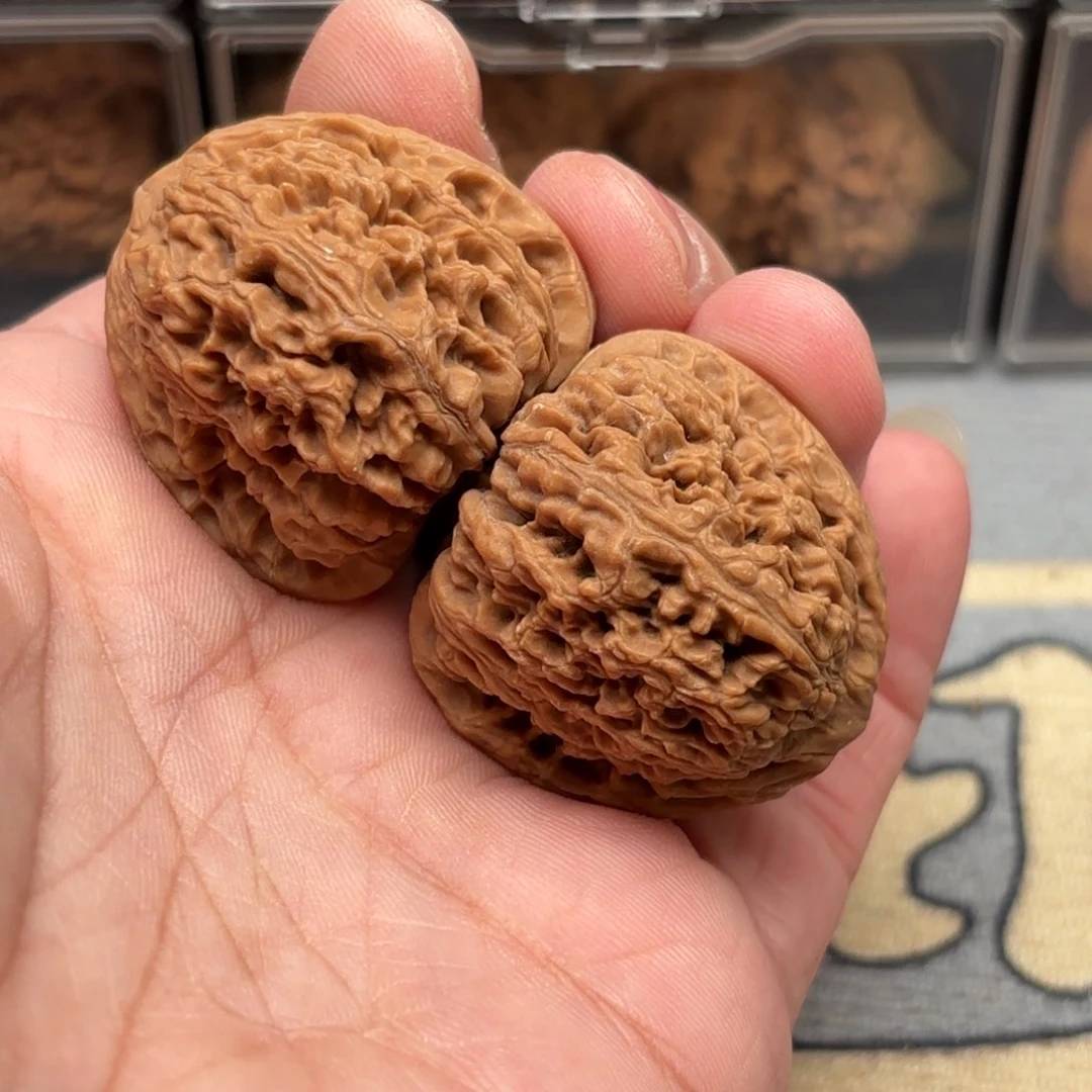 文玩核桃把件柳**W南疆石37