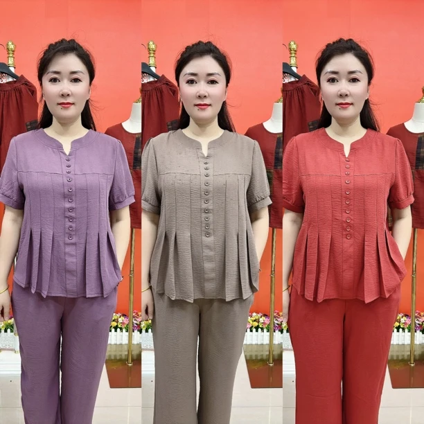 35款潮流气质减龄褶线套装（上衣+裤子）